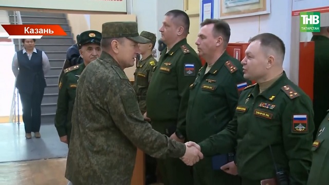 95 лет военному центру: Герой России проверил подготовку офицеров в КНИТУ-КХТИ