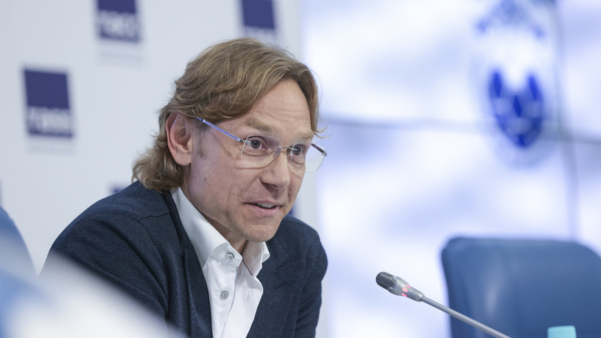Карпин призвал поддержать сборную России в матче против Хорватии