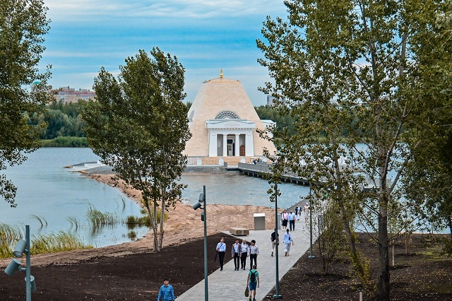 Отреставрированный Храм-памятник XIX века на воде открыли для посещений в Казани