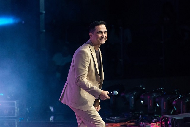 Певцу Раязу Фасихову присвоено почетное звание