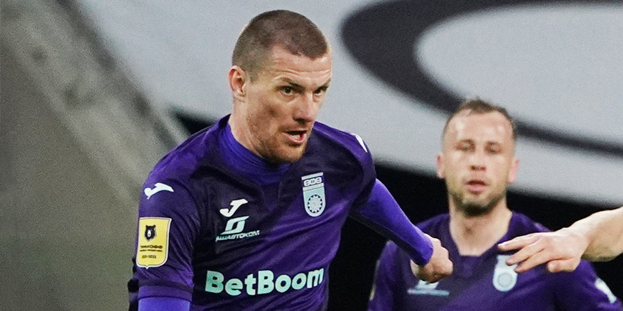 Слуцкий хочет подписать в «Рубин» Олега Иванова