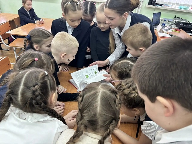 Красная книга ожила на уроке: школьникам Спасского района рассказали о редких животных