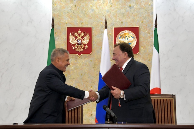 Минниханов удостоен высшей награды Ингушетии — ордена «За заслуги»