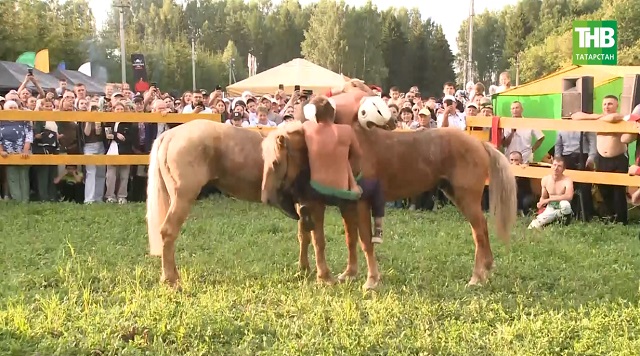 Арча районында узган "Ат көне" 10 меңнән артык кунакны җыйган