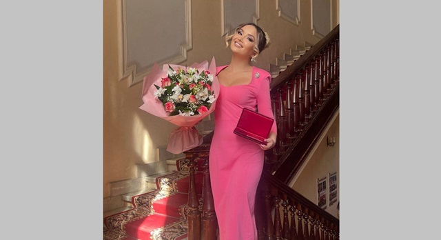 Поющая на шести языках уроженка Казани Малика Разакова стала заслуженной артисткой России