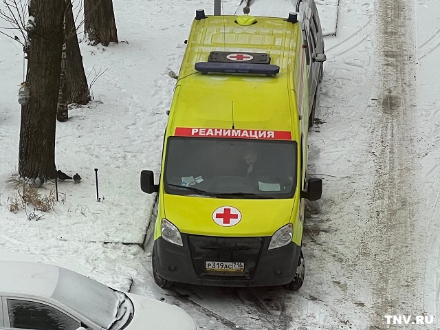 В Казани госпитализировали мужчину и двух его сыновей после отравления газом