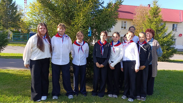 «По следам добрых дел»: бавлинские школьники присоединились к экомарафону