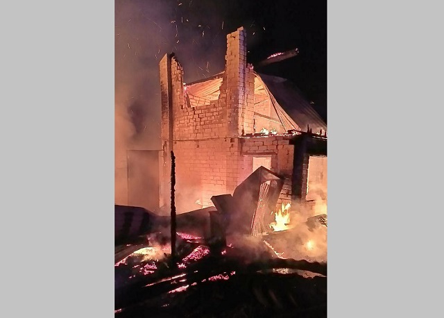 Семейная пара погибла при пожаре под Набережными Челнами