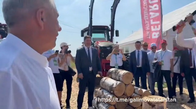 Как правильно колоть дрова, рассказал Минниханов на выставке «Агроволга 2025»