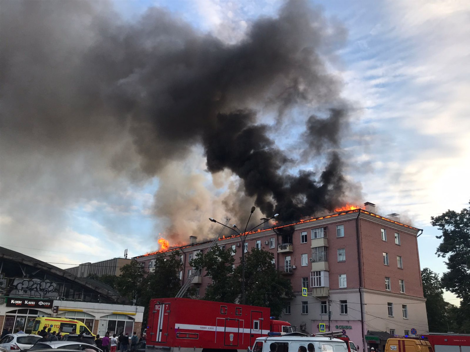 Казанда янгын чыккан Чехов урамындагы йорт ни хәлдә? 