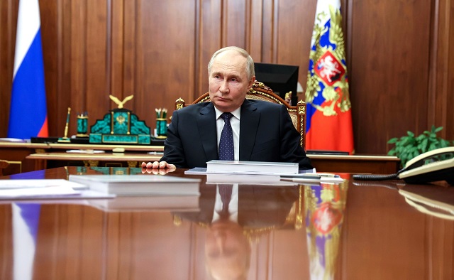 Владимир Путин поздравил российских евреев с Днем спасения и освобождения