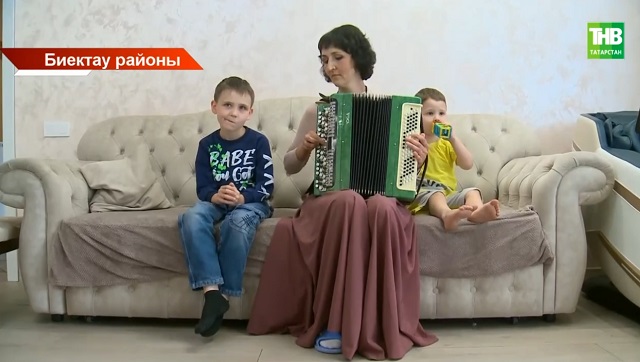 Алсу Бадаева - яман чирне җиңгән 6 бала әнисе