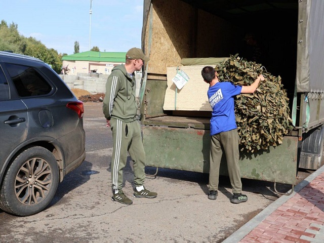 Волонтеры в Актаныше круглосуточно собирают гуманитарную помощь для бойцов СВО