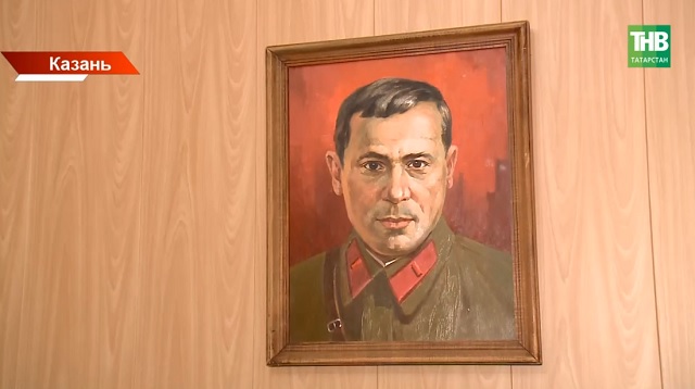 В Казани почтили память татарского поэта-фронтовика Мусы Джалиля и его соратников