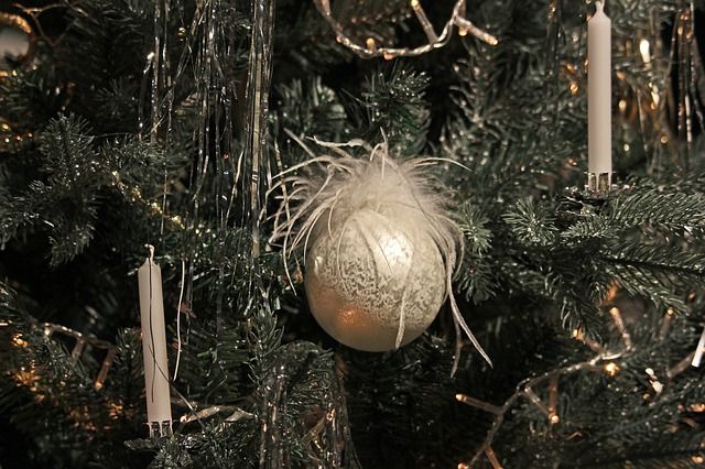 Больше половины жителей Казани установили дома искусственные елки