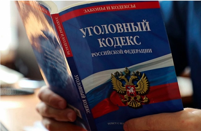 В Татарстане будут судить мужчину, бросившего через плечо сотрудника ГИБДД