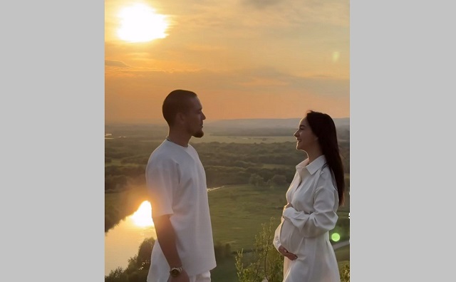 Музыкант Артур Mauzer и певица Лия Шамсина объявили радостную весть