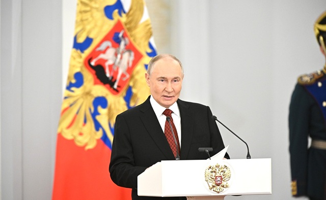 Президент России наградил семерых отличившихся татарстанцев