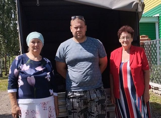 Татарстанские волонтеры отправили гумпомощь землякам в зону СВО