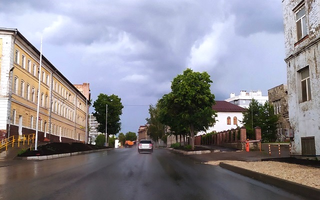 Уровень сероводорода на улице Гладилова в Казани превысил норму в 24,6 раза