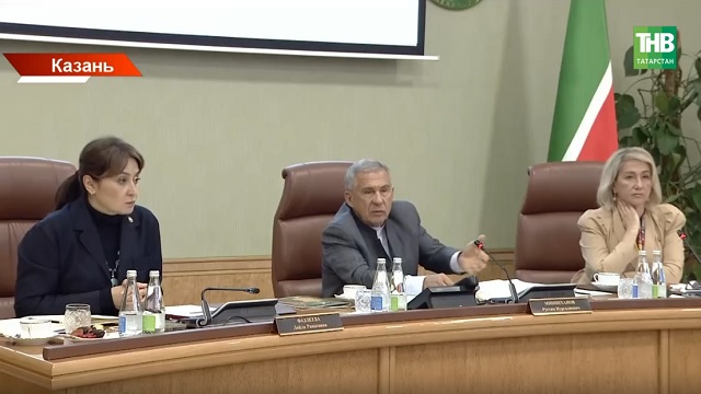Музеи пустуют, кружков нет: Минниханов поднял острые вопросы воспитания молодежи в Татарстане
