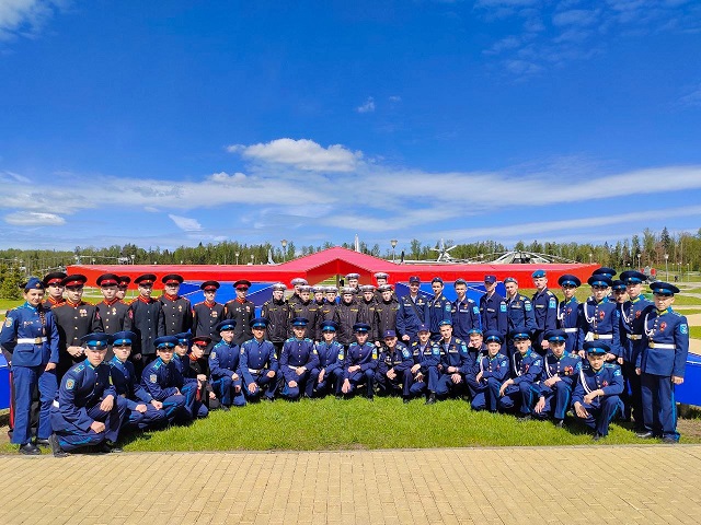 Воспитанники Татарстанского кадетского корпуса посетили генеральную репетицию Парада Победы в Москве