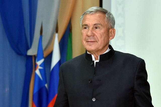 Минниханов удостоил двоих татарстанцев звания «Заслуженный работник сельского хозяйства РТ»