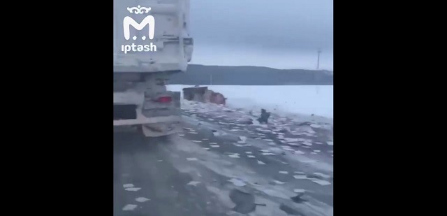 Водитель иномарки погиб после лобового столкновения с фурой на трассе в РТ – видео