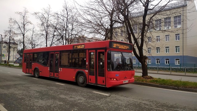  В автобусах Казани из-за сбоя недоступна оплата проезда банковскими картами