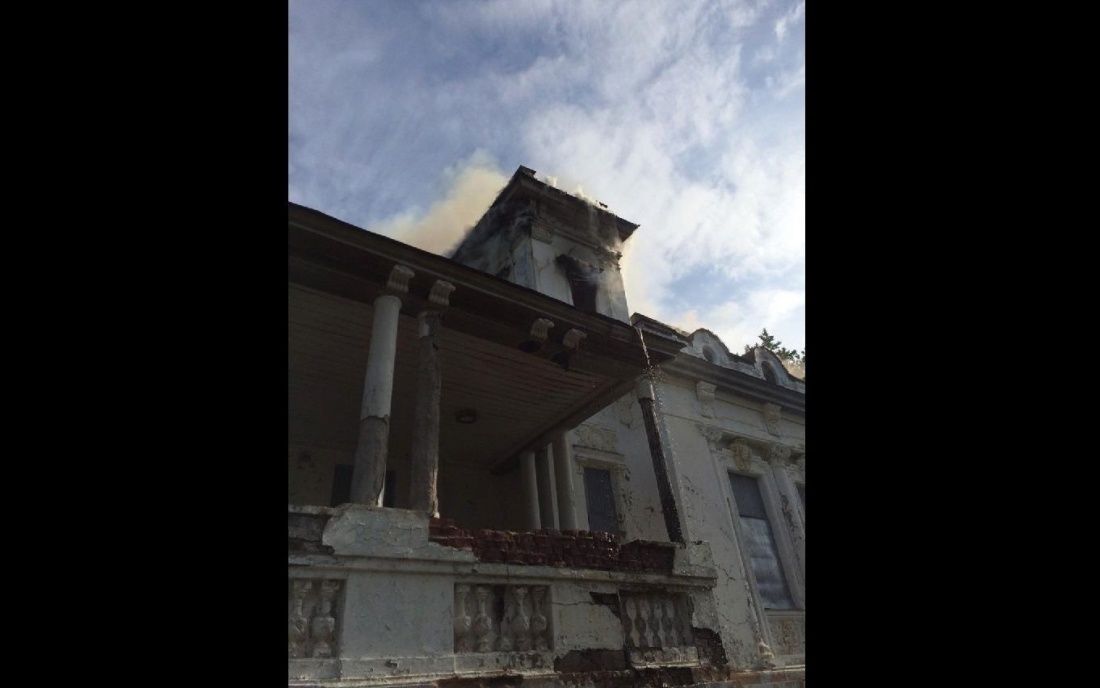 В Татарстане после пожара в старинной усадьбе Стахеевых возбудили уголовное дело