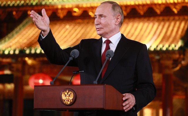 Путин: российские военные выступают за достижение целей СВО