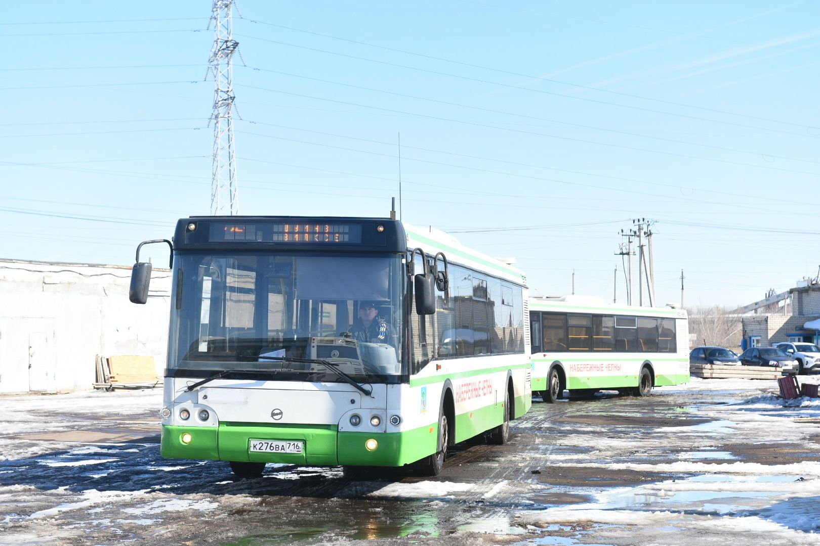 Челны уруссу автобусы. ЛИАЗЫ Набережные Челны. Автобус ЛИАЗ 26 маршрут наб Челны. Уфимские ЛИАЗЫ. Автовокзал Набережные Челны.