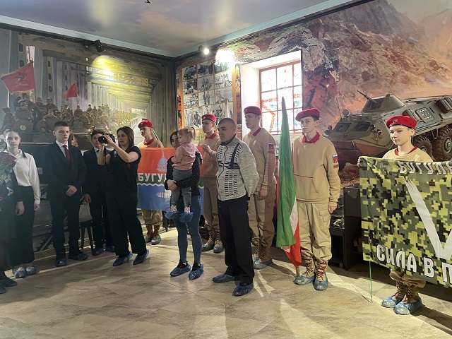 Родным погибшего в СВО 26-летнего татарстанца Владислава Вавилова вручили орден Мужества