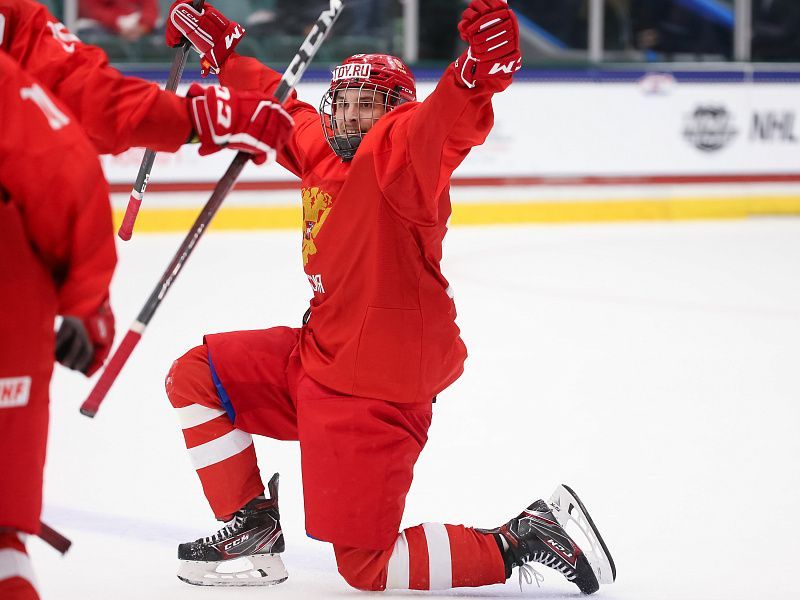 Россия обыграла США на чемпионате мира по хоккею среди юниоров