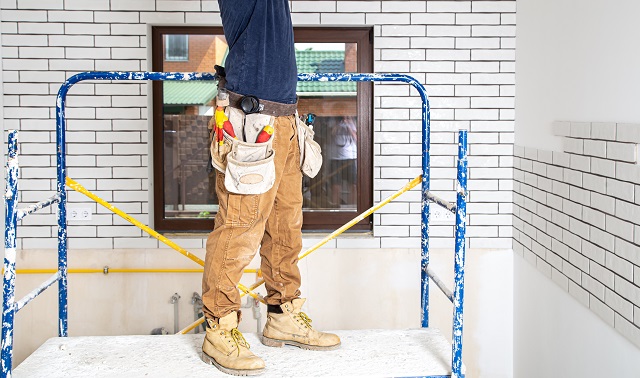 Илсур Метшин: Казанда 300дән артык мәктәп һәм балалар бакчасын төзекләндерергә кирәк