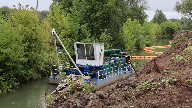 В Татарстане расчистку реки Берсут по нацпроекту выполнили на треть