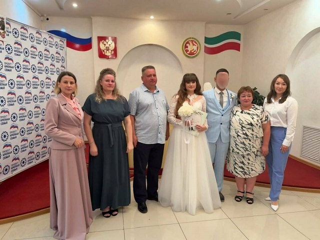 «8.08 – символ вечной любви»: боец СВО Татарстана женился на возлюбленной в красивую дату