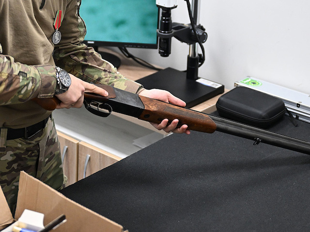 «Za мирное небо»: татарстанцы передали 1 000 ружей в зону СВО