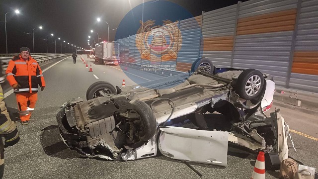 В Татарстане две непристегнутые пассажирки Kia погибли в ДТП, вылетев из авто