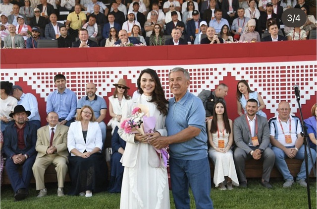 Популяризирующая музыку народов Поволжья певица стала заслуженной артисткой Татарстана