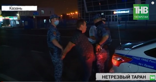 В Казани инспектор едва не лишился самого дорогого при задержании нарушителя – видео