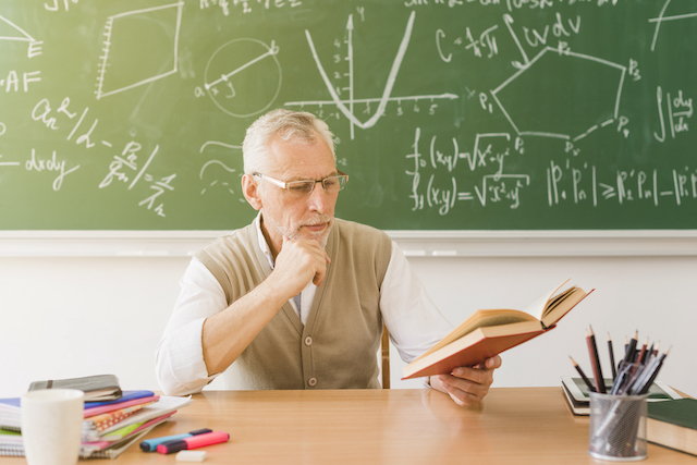 В Татарстане увеличат число грантов для учителей физики и математики