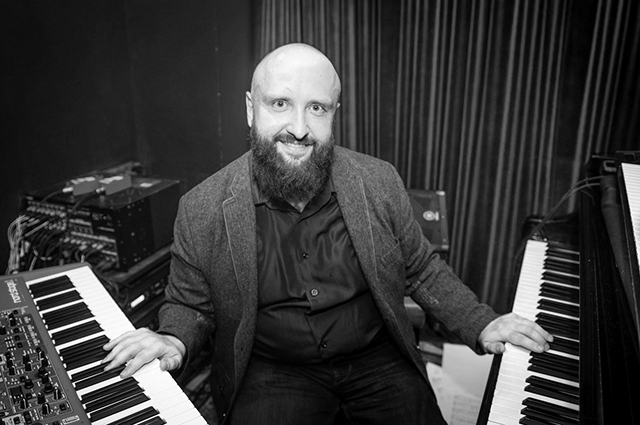 Стала известна причина смерти 36-летнего экс-клавишника группы «Руки вверх» Владимира Капырина