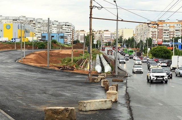 В Казани открыли движение по временной объездной дороге на улице Юлиуса Фучика
