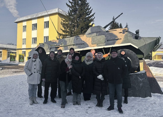 Готовящие премьеру к 80-летию Победы качаловцы посетили воинскую часть Росгвардии ПФО
