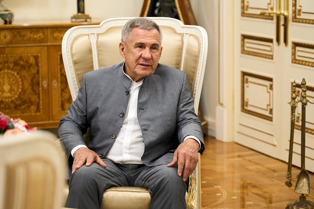 Минниханов предупредил жителей Татарстана о жаркой погоде