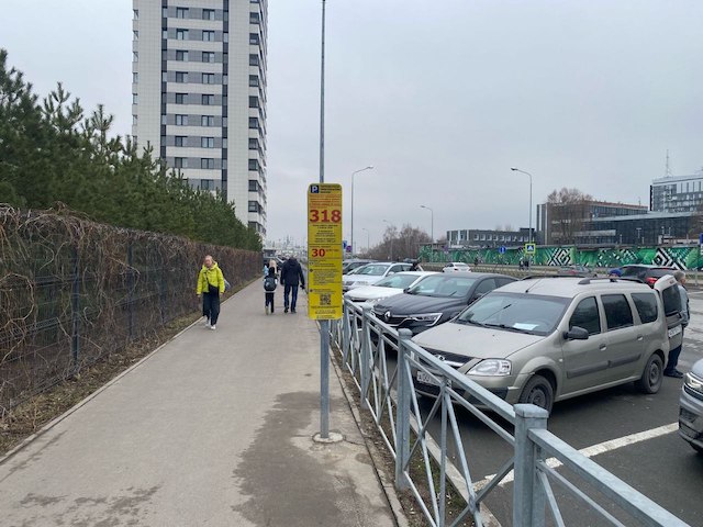 В Казани удвоили время бесплатной парковки у пяти социальных объектов