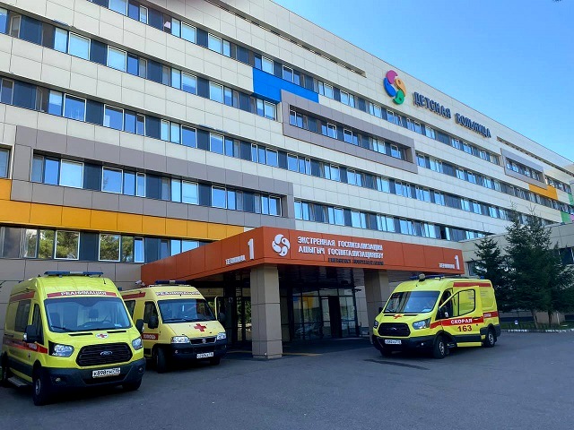 Подавившегося куском яблока годовалого ребенка спасли врачи КДМЦ в Набережных Челнах