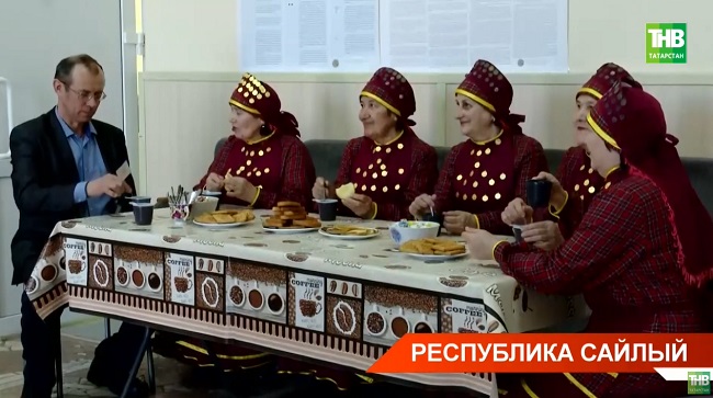 Мөслим районында “Усыкай буйлары” халык фольклор ансамбле коллективлары белән тавыш бирергә килделәр