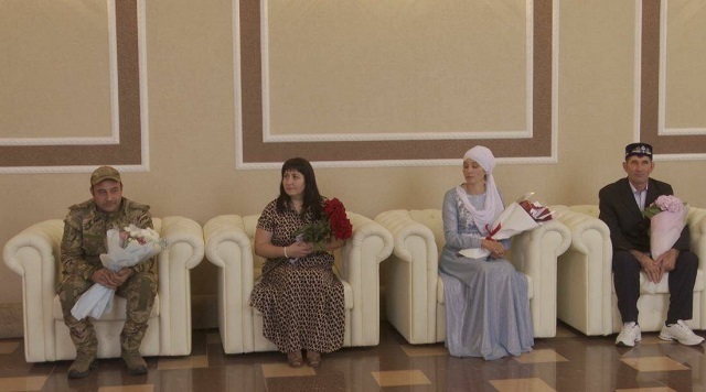 Боец СВО из Актанышского района приехал на регистрацию брака дочери